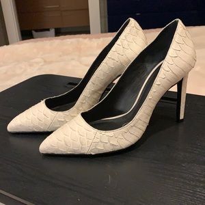 Snakeskin white stilettos by Animale